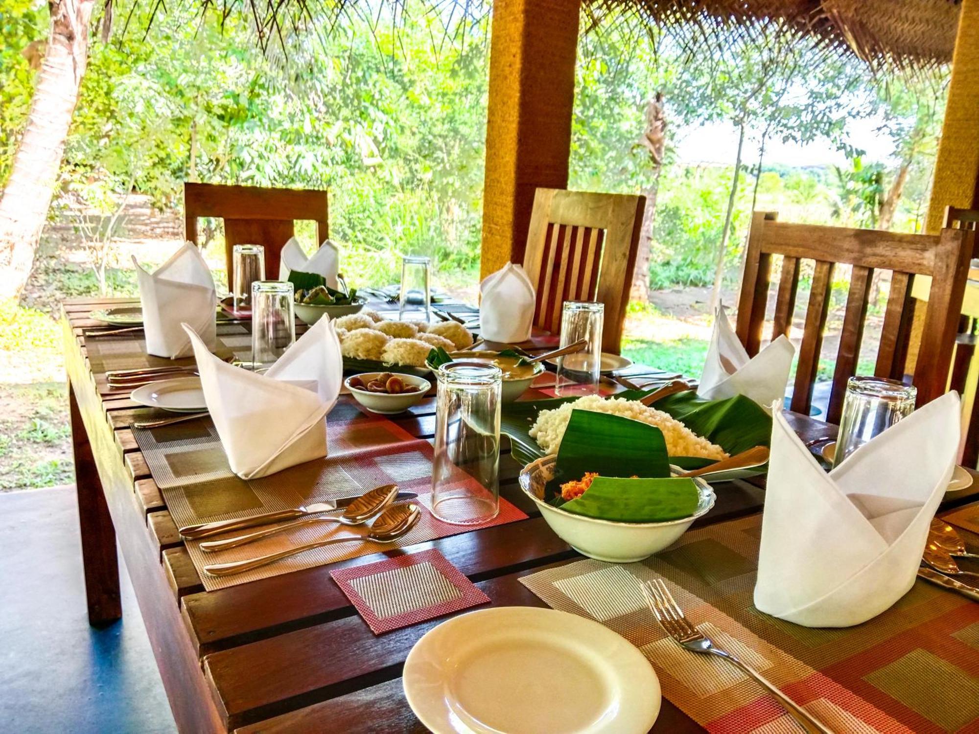 Ceylon Amigos Eco Resort Сігірія Екстер'єр фото